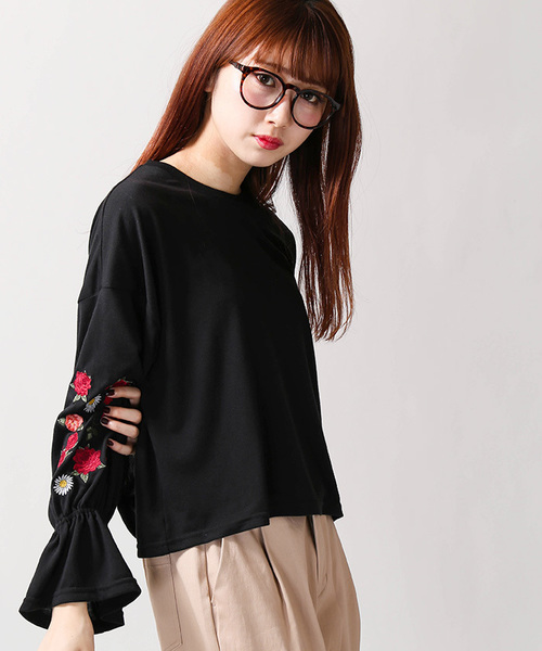 WEGO（ウィゴー）の「WEGO/刺繍キャンディスリーブカットソー（Tシャツ/カットソー・レディース・マスタード/ライトパープル/ブラック・FREE）」の2枚目の写真