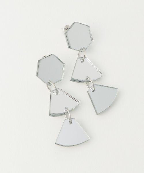 ACCOMMODE（アコモデ）の「ミラーピアス２（ピアス（両耳用）・レディース・ブラック/ベージュ/ブラウン/ブラウン系その他/A/B/C/D/E・FREE）」の10枚目の写真