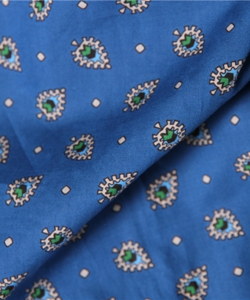 BEAMS（ビームス）の「□Liberty of London / THRINGTON（シャツ/ブラウス・メンズ・ブルー・15 /15.5/14.5）」の2枚目の写真