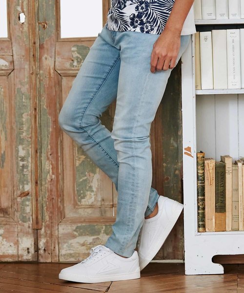 MEN'S BIGI（メンズビギ）の「ストレッチ スキニーデニム（拘りの穿き心地）（デニムパンツ・メンズ・ライトブルー/ブラック/ブルー・S/M/L）」の2枚目の写真