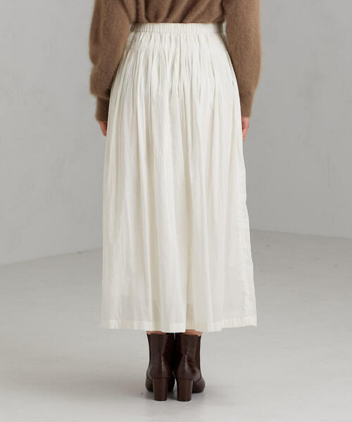 green label relaxing（グリーンレーベルリラクシング）の「CFC IND タック スカート ※（スカート・レディース・オフホワイト/ブラウン・FREE）」の7枚目の写真