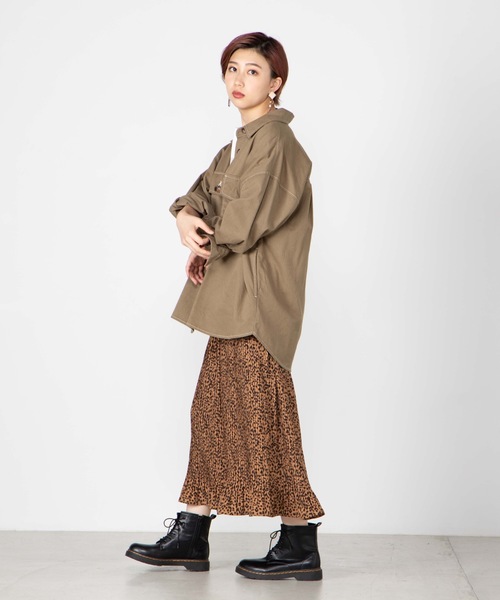 WEGO（ウィゴー）の「WEGO/BIGポケットオーバーシャツ（シャツ/ブラウス・レディース・ブラック/ベージュ/カーキ/アイボリー・FREE）」の14枚目の写真