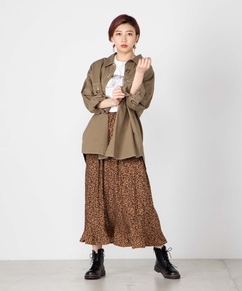 WEGO（ウィゴー）の「WEGO/BIGポケットオーバーシャツ（シャツ/ブラウス・レディース・ブラック/ベージュ/カーキ/アイボリー・FREE）」の18枚目の写真