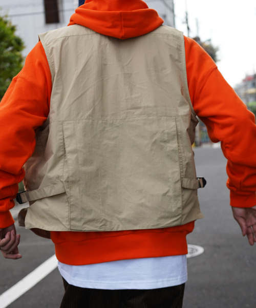 BEN DAVIS（ベンデイビス）の「BEN DAVIS FISHING　VEST（ベスト・レディース・ブラック/ベージュ・MEDIUM/LARGE）」の9枚目の写真