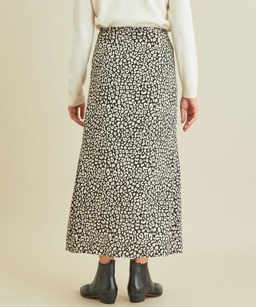 BEAUTY&YOUTH UNITED ARROWS（ビューティーアンドユースユナイテッドアローズ）の「BY∴ レオパードプリントマキシ丈スカート 2о（スカート・レディース・ブラック/オフホワイト・SMALL/LARGE/MEDIUM）」の12枚目の写真