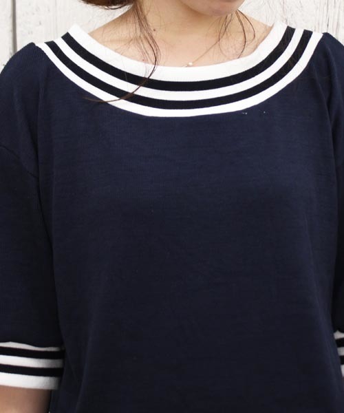 Chico(チコ)の「ライン衿ドルマンTOPS(Tシャツ/カットソー・レディース・グレー/グリーン/ネイビー/ホワイト・FREE)」の5枚目の写真