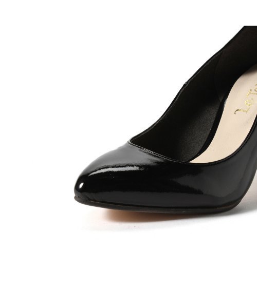 LE TALON（ルタロン）の「7.5cmポインテッドエナメルプレーン（パンプス・レディース・ブラック/ベージュ/アイボリー/ボルドー/グリーン・36.5/37/38/37.5/36/35.5）」の19枚目の写真