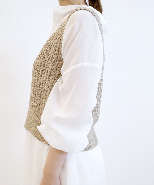 DouDou(ドゥドゥ)の「ニットビスチェ(ニット/セーター・レディース・ブラウン/ベージュ・FREE)」の13枚目の写真