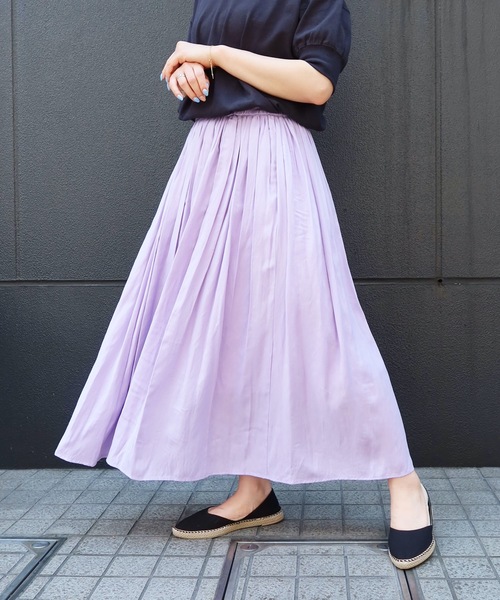 Riberry(リベリー)の「ギャザーロングスカート(スカート・レディース・ホワイト/ブラック/ベージュ/ライトグリーン/ラベンダー・M)」の5枚目の写真