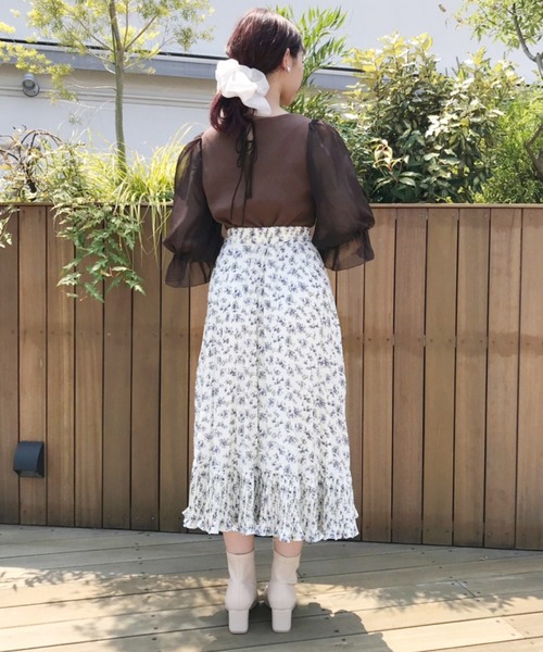 one after another NICE CLAUP(ワンアフターアナザーナイスクラップ)の「ドットチュール袖コンシャストップス(Tシャツ/カットソー・レディース・オフホワイト/ブラック/ブラウン/ベージュ・FREE)」の7枚目の写真
