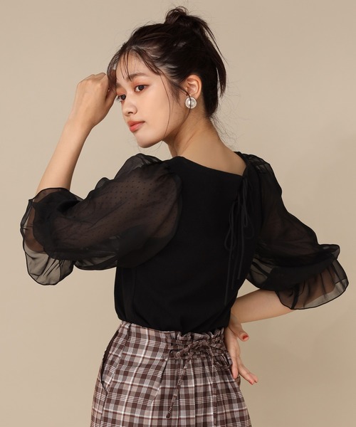 one after another NICE CLAUP(ワンアフターアナザーナイスクラップ)の「ドットチュール袖コンシャストップス(Tシャツ/カットソー・レディース・オフホワイト/ブラック/ブラウン/ベージュ・FREE)」の14枚目の写真