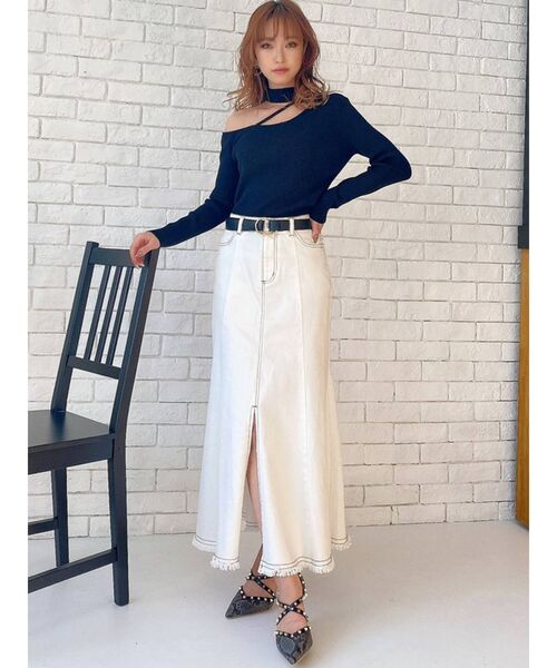 RESEXXY（リゼクシー）の「アシメチョーカーニットトップス（ニット/セーター・レディース・ブラック/ベージュ/オフホワイト/グリーン・FREE）」の19枚目の写真