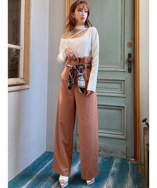 RESEXXY（リゼクシー）の「アシメチョーカーニットトップス（ニット/セーター・レディース・ブラック/ベージュ/オフホワイト/グリーン・FREE）」の22枚目の写真