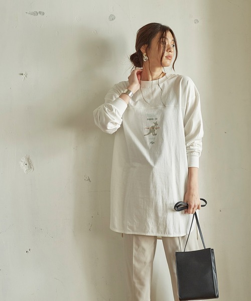 KANGOL EXTRA COMFORT（カンゴールエクストラコンフォート）の「MIX ロゴ裾ラウンドチュニック（チュニック・レディース・ブラック/サックスブルー/チャコールグレー/オフホワイト・LL/M/L）」の2枚目の写真