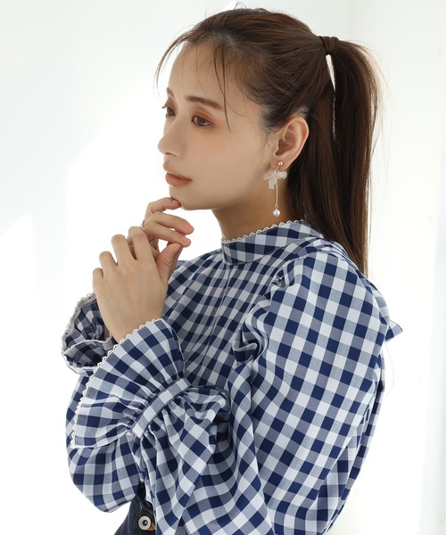 one after another NICE CLAUP(ワンアフターアナザーナイスクラップ)の「バックリボンプチハイネックブラウス(シャツ/ブラウス・レディース・ブラック/ベージュ/オフホワイト/ブラック系その他/ブルー系その他・FREE)」の15枚目の写真