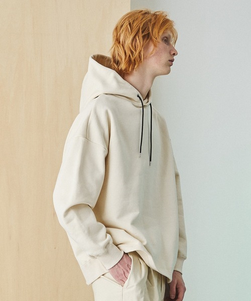 UNITED TOKYO（ユナイテッドトウキョウ）の「バルキービッグパーカー（パーカー・メンズ・オフホワイト/ベージュ/ブラック・2/1）」の13枚目の写真
