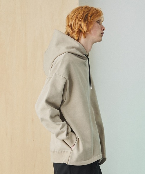 UNITED TOKYO（ユナイテッドトウキョウ）の「バルキービッグパーカー（パーカー・メンズ・オフホワイト/ベージュ/ブラック・2/1）」の20枚目の写真