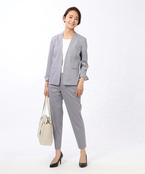 UNTITLED（アンタイトル）の「◆【洗える・消臭・UVカット・接触冷感】ネオカトレアテーパードパンツ（スーツパンツ・レディース・ダークグレー/ダークネイビー/ブルー/ブラック/グレー系その他6・03/02/99/00/01）」の10枚目の写真