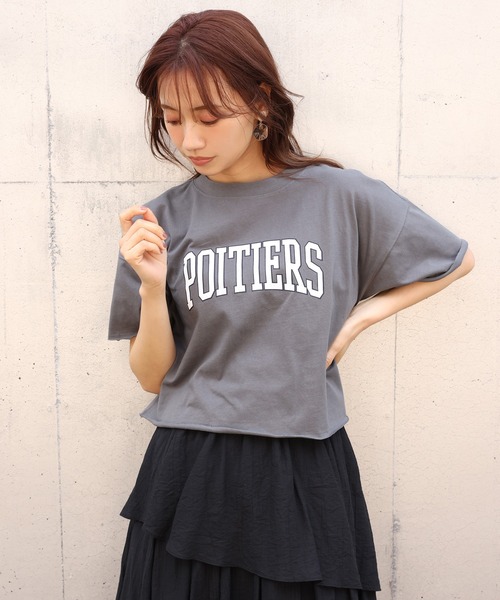 one after another NICE CLAUP(ワンアフターアナザーナイスクラップ)の「ゆるカレッジロゴT(Tシャツ/カットソー・レディース・ベージュ/チャコール/ブルーグレー/オフホワイト・FREE)」の16枚目の写真