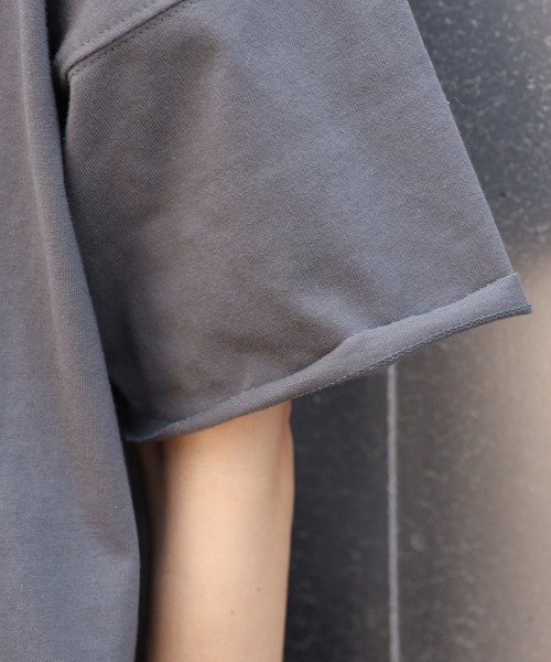 one after another NICE CLAUP(ワンアフターアナザーナイスクラップ)の「ゆるカレッジロゴT(Tシャツ/カットソー・レディース・ベージュ/チャコール/ブルーグレー/オフホワイト・FREE)」の18枚目の写真