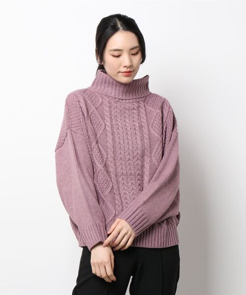 Bling Leads（ブリングリーズ）の「【Bl】【Bling leads】ケーブルタートルネックニット（ニット/セーター・レディース・ブラック/ベージュ/グレー/カーキ/アイボリー/ダークブラウン/パープル/グレイッシュベージュ・FREE）」の2枚目の写真