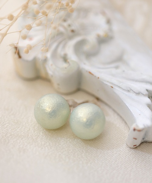 florist（フローリスト）の「つや消しカラーパールピアス（ピアス（両耳用）・レディース・ホワイト/ピンク/グリーン/アイボリー・FREE）」の3枚目の写真