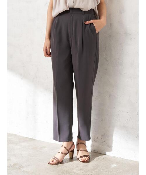 YECCA VECCA(イェッカヴェッカ)の「・タックスリムストレートパンツ*(その他パンツ・レディース・チャコールグレー/グリーン系その他3/ライトグレー・M/S)」の7枚目の写真