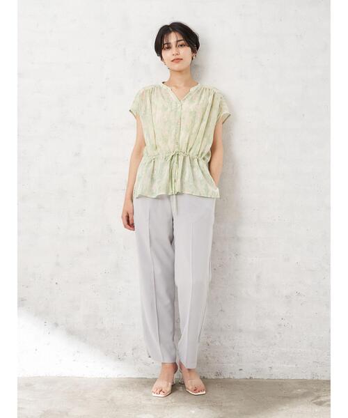 YECCA VECCA(イェッカヴェッカ)の「・タックスリムストレートパンツ*(その他パンツ・レディース・チャコールグレー/グリーン系その他3/ライトグレー・M/S)」の17枚目の写真