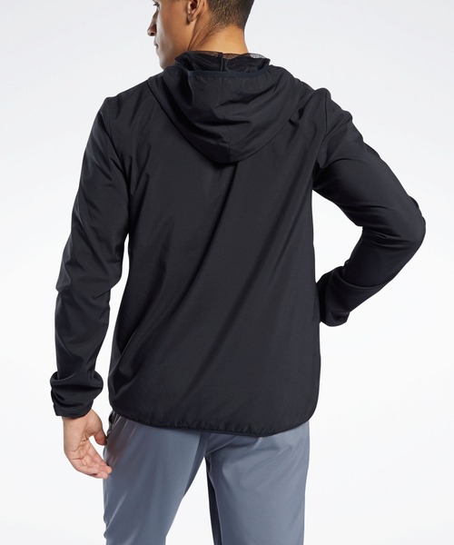 Reebok(リーボック)の「トレーニング エッセンシャルズ ジャケット / Training Essentials Jacket(ブルゾン・メンズ・ブラック/ネイビー・SMALL/MEDIUM/LARGE/X-LARGE/XXX-LARGE/X-SMALL/XX-LARGE/J/XO/J/2XO)」の5枚目の写真