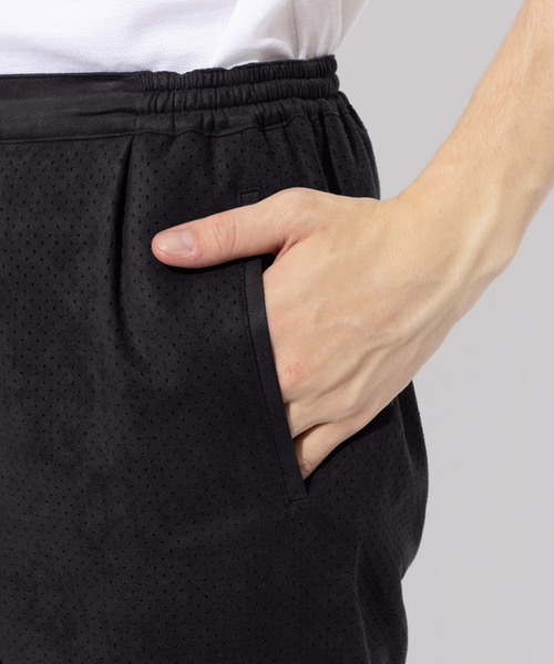 DESIGNWORKS（デザインワークス）の「【セットアップ対応】パンチングスウェード ショーツ（その他パンツ・メンズ・ブラック/ベージュ・44/46/48）」の8枚目の写真