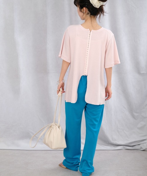 ＡＮＤＪ（アンドジェイ）の「センターシームプレスセミフレアカラーパンツ　スラックス　パンツ（スラックス・レディース・グリーン/レッド/ピンク/ブルー・M）」の9枚目の写真