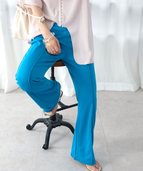 ＡＮＤＪ（アンドジェイ）の「センターシームプレスセミフレアカラーパンツ　スラックス　パンツ（スラックス・レディース・グリーン/レッド/ピンク/ブルー・M）」の11枚目の写真