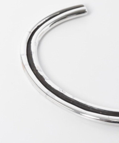 URBAN RESEARCH ROSSO WOMEN(アーバンリサーチ ロッソ)の「LUZ ORTIZ DAILY CUFF(ブレスレット・レディース・シルバー・-)」の4枚目の写真
