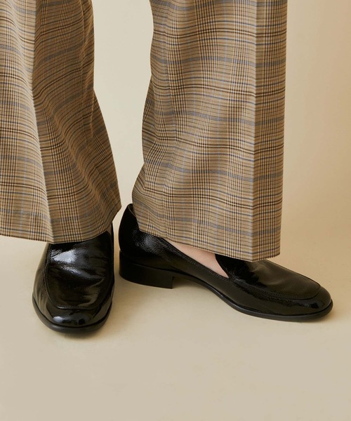 MADEMOISELLE ROPE'（マドモアゼル ロペ）の「【PASCUCCI】エナメルローファー（ローファー・レディース・ブラック・38/37/36/39）」の6枚目の写真