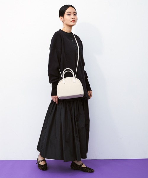 ADAM ET ROPE'(アダムエロペ)の「【WEB限定】中綿ラウンドミニボストン(ボストンバッグ・レディース・ブラック/オフホワイト/オレンジ・FREE)」の12枚目の写真