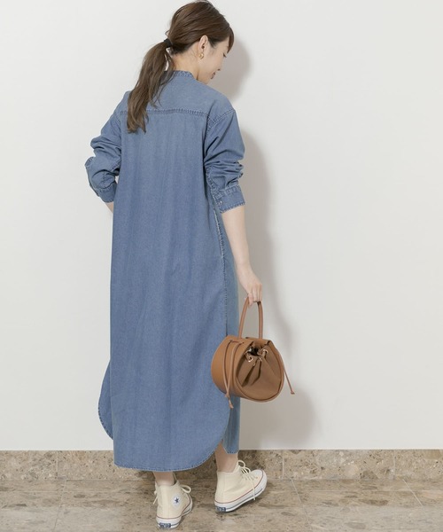 URBAN RESEARCH Sonny Label（アーバンリサーチサニーレーベル）の「デニムノーカラーシャツワンピース（ワンピース・レディース・ブルー/インディゴブルー・FREE）」の3枚目の写真