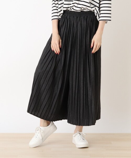 Cutie Blonde(キューティーブロンド)の「◆【吸湿発熱/S-LL】すそくるっプリーツパンツ(その他パンツ・レディース・カーキ/レンガ/チャコールグレー/ブラック/ブラウン系その他・03/01/04/02)」の3枚目の写真