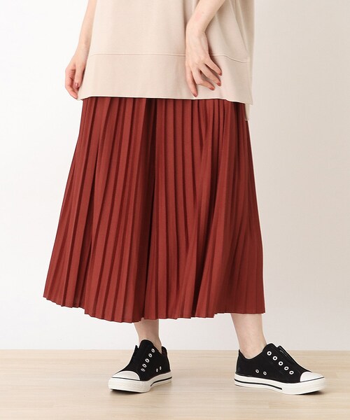 Cutie Blonde(キューティーブロンド)の「◆【吸湿発熱/S-LL】すそくるっプリーツパンツ(その他パンツ・レディース・カーキ/レンガ/チャコールグレー/ブラック/ブラウン系その他・03/01/04/02)」の1枚目の写真