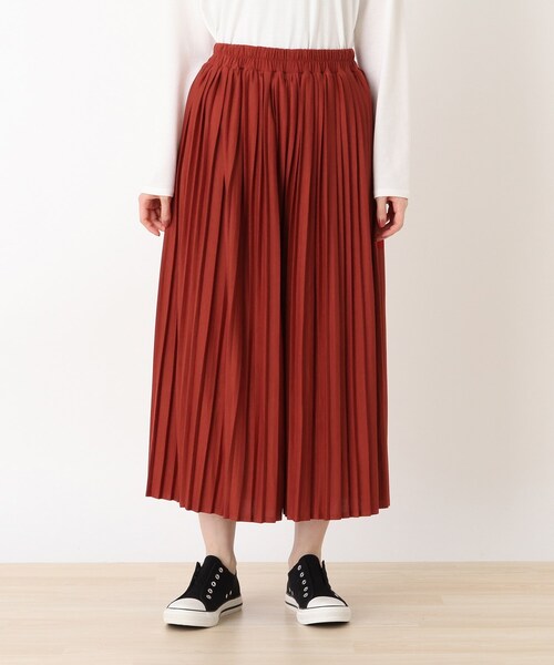 Cutie Blonde(キューティーブロンド)の「◆【吸湿発熱/S-LL】すそくるっプリーツパンツ(その他パンツ・レディース・カーキ/レンガ/チャコールグレー/ブラック/ブラウン系その他・03/01/04/02)」の6枚目の写真