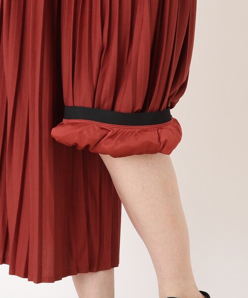 Cutie Blonde(キューティーブロンド)の「◆【吸湿発熱/S-LL】すそくるっプリーツパンツ(その他パンツ・レディース・カーキ/レンガ/チャコールグレー/ブラック/ブラウン系その他・03/01/04/02)」の11枚目の写真