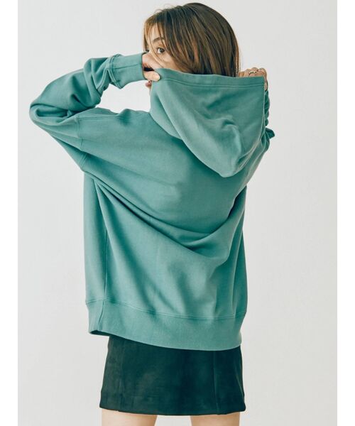 EVRIS（エヴリス）の「レタリングオーバーサイズスウェットフーディ（パーカー・レディース・アイボリー/ブラック/ブルー・FREE）」の7枚目の写真