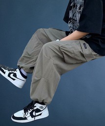 ミマ（ミマ）の「【ミマ】裾絞りパラシュートカーゴパンツ（カーゴパンツ）」