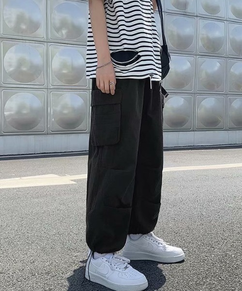 ミマ（ミマ）の「【ミマ】裾絞りパラシュートカーゴパンツ（カーゴパンツ・レディース・ブラック/カーキ/ホワイト・FREE）」の22枚目の写真