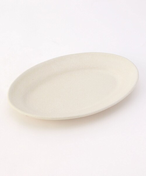 212 KITCHEN STORE(トゥワントゥキッチンストア)の「信楽 オーバル皿 24cm 白 <Homeland ホームランド>(食器・レディース・その他・00)」の1枚目の写真