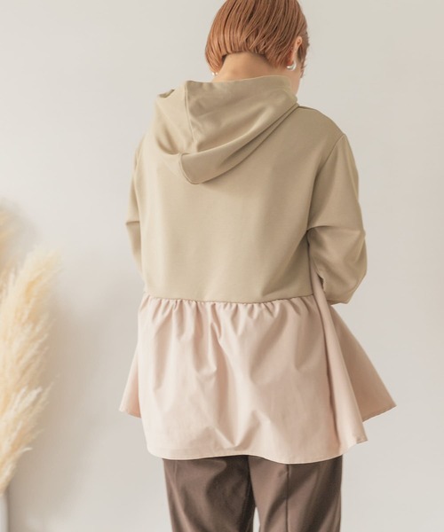 ITEMS URBANRESEARCH(アイテムズ アーバンリサーチ)の「ドッキングフーディー(パーカー・レディース・ベージュ/ブルー/ブラック・FREE)」の6枚目の写真