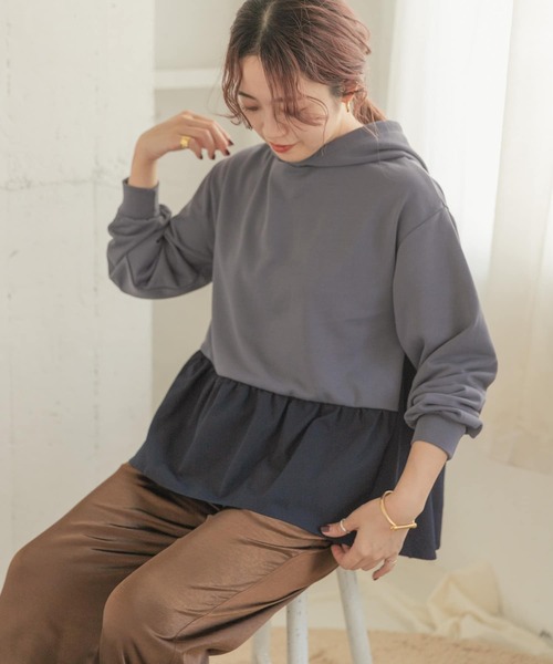 ITEMS URBANRESEARCH(アイテムズ アーバンリサーチ)の「ドッキングフーディー(パーカー・レディース・ベージュ/ブルー/ブラック・FREE)」の11枚目の写真