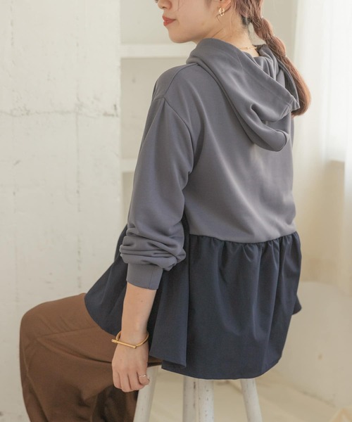 ITEMS URBANRESEARCH(アイテムズ アーバンリサーチ)の「ドッキングフーディー(パーカー・レディース・ベージュ/ブルー/ブラック・FREE)」の13枚目の写真