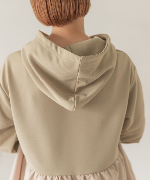 ITEMS URBANRESEARCH(アイテムズ アーバンリサーチ)の「ドッキングフーディー(パーカー・レディース・ベージュ/ブルー/ブラック・FREE)」の22枚目の写真
