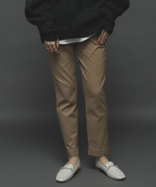 SENSE OF PLACE by URBAN RESEARCH(センスオブプレイスバイアーバンリサーチ)の「『TALLサイズあり』ストレッチスリムテーパードパンツ(その他パンツ・レディース・ブラック/オレンジ/アイボリー/ベージュ/ブラウン・SMALL/TALL/MEDIUM/X-SMALL/LARGE)」の1枚目の写真