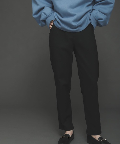 SENSE OF PLACE by URBAN RESEARCH(センスオブプレイスバイアーバンリサーチ)の「『TALLサイズあり』ストレッチスリムテーパードパンツ(その他パンツ・レディース・ブラック/オレンジ/アイボリー/ベージュ/ブラウン・SMALL/TALL/MEDIUM/X-SMALL/LARGE)」の3枚目の写真